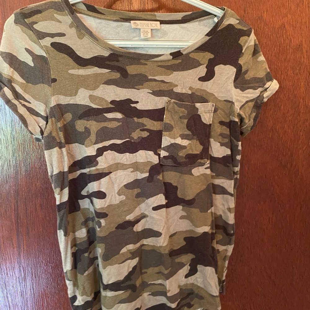 camo t shirt